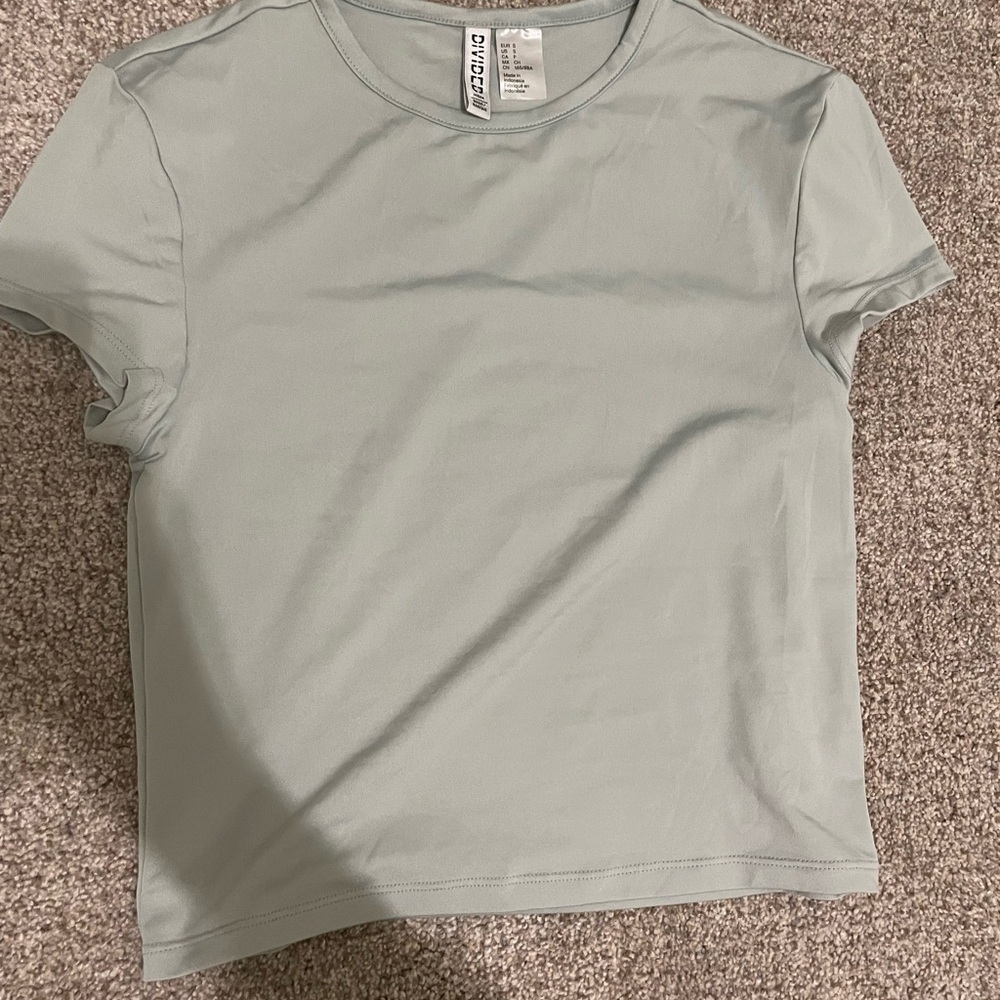 H&M Women's Light Sage Short Sleeve Fitted Tee